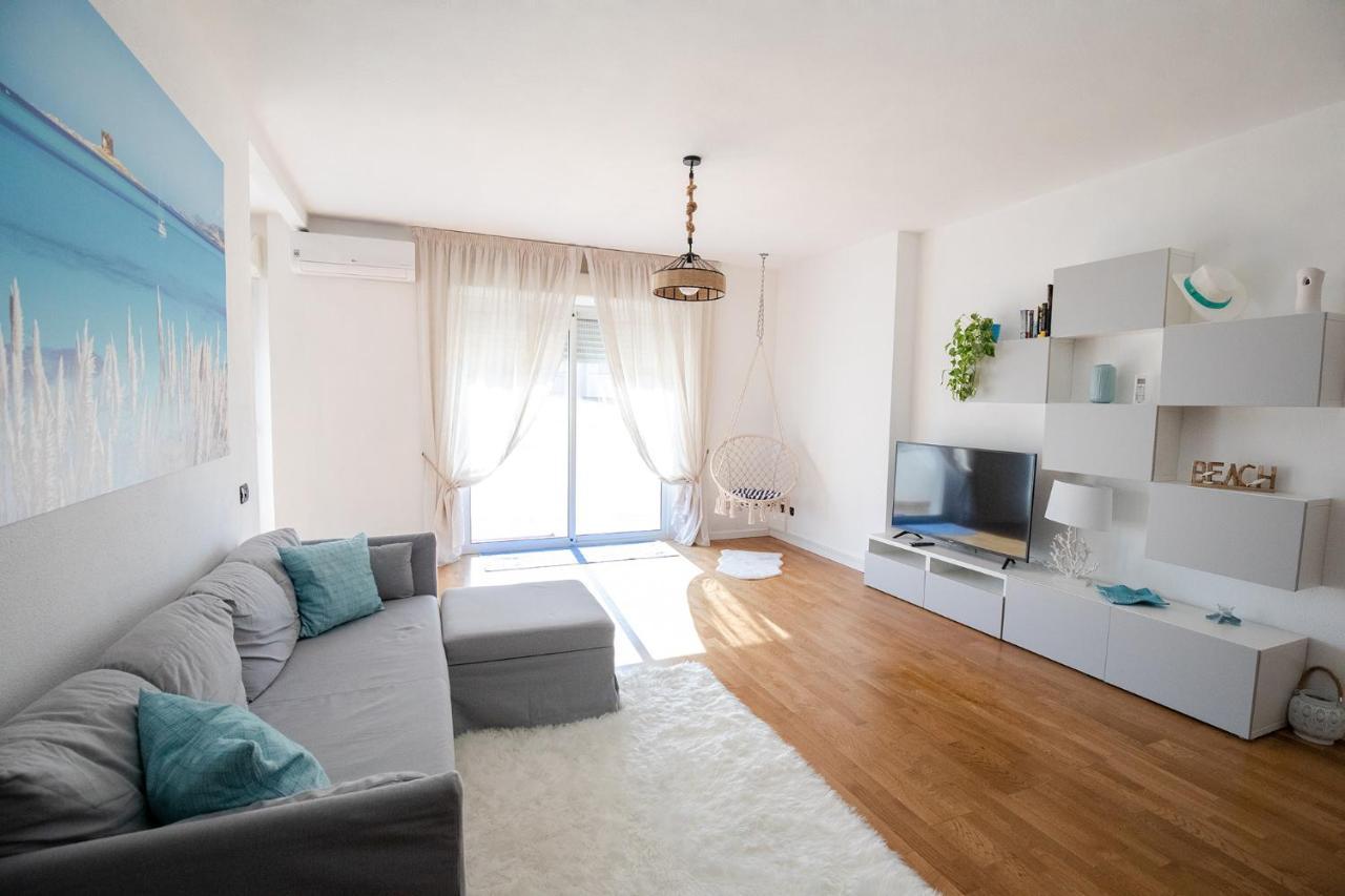 Bay View Apartment Porto Torres Bagian luar foto